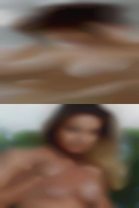 Older pussy naked horny women.